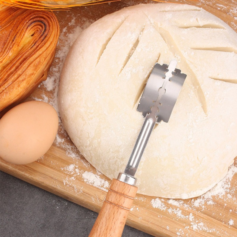 Coupe-pâte à pain avec 5 lames - Dough Scraper Curved avis et prix